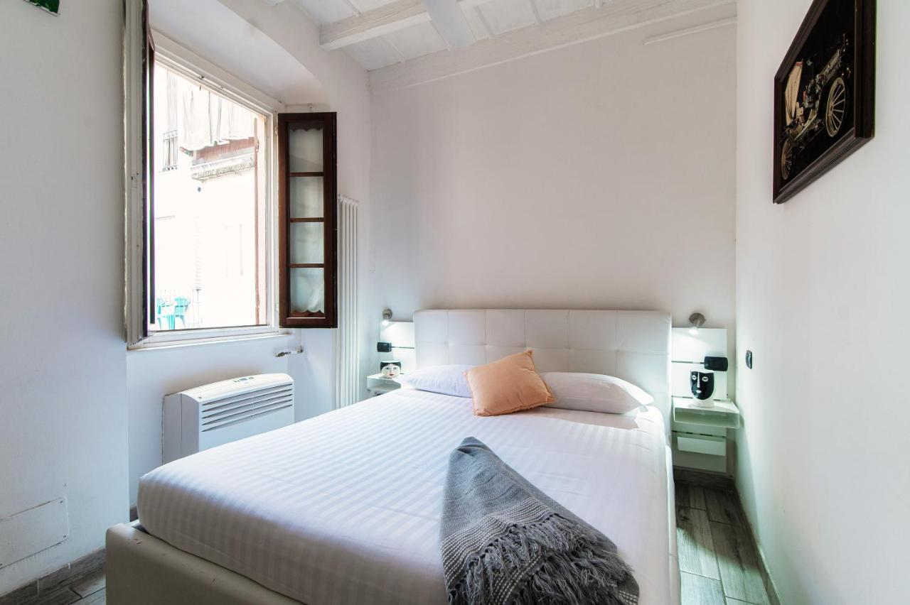 Joivy Al Duomo Guest House Como Buitenkant foto